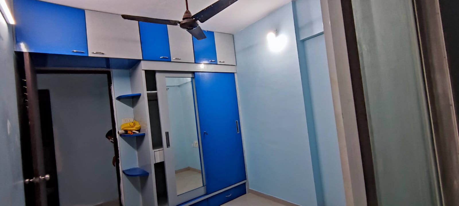 Kakad Paradise 